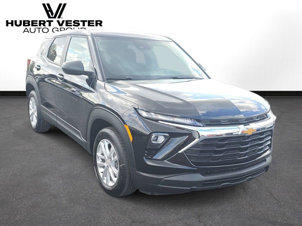 New 2026 Chevrolet TrailBlazer LS w/ LS Convenience Package FWD image 4