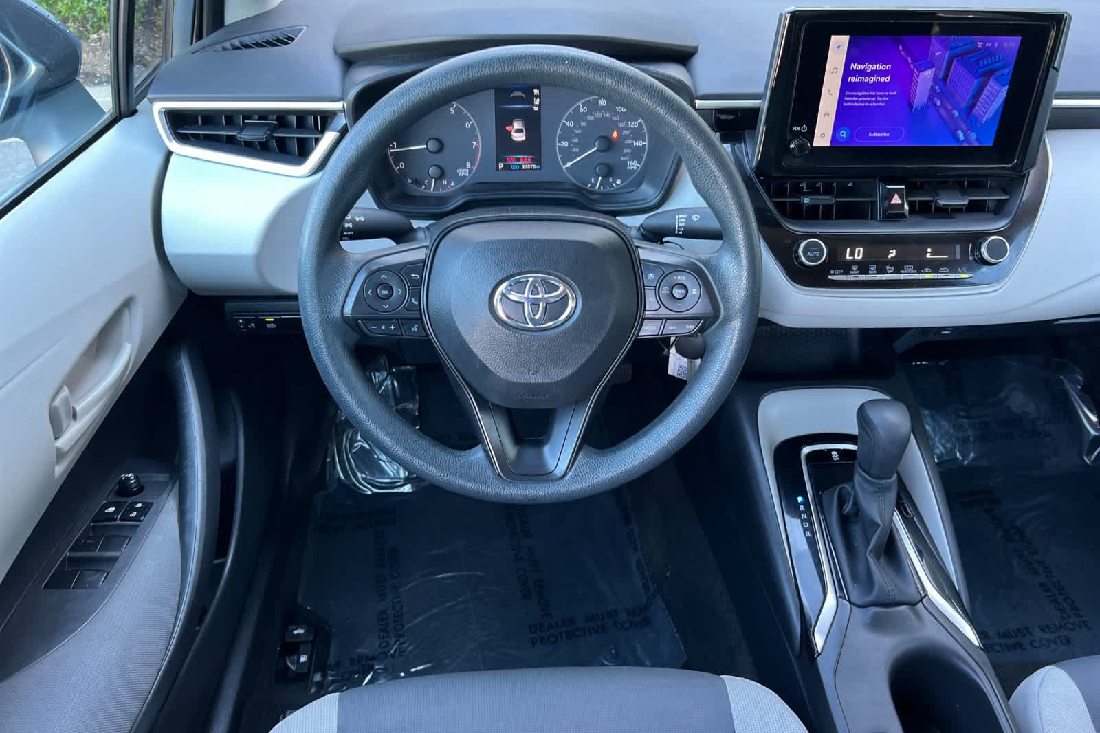Used 2023 Toyota Corolla LE FWD image 14