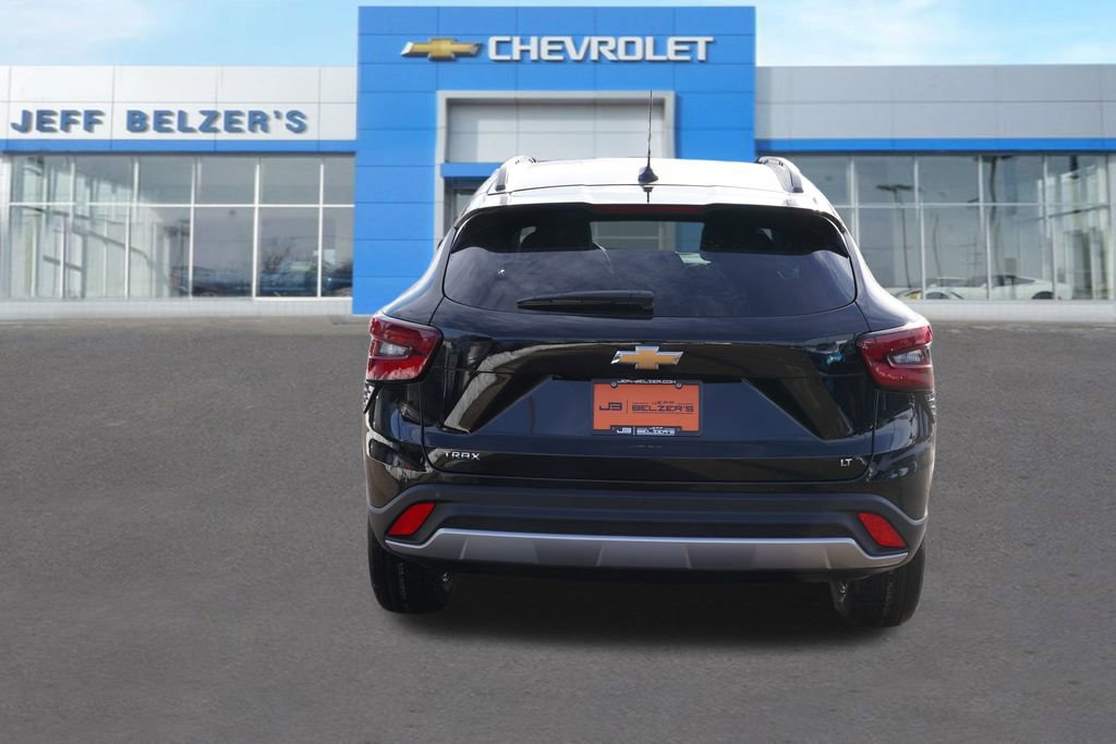New 2026 Chevrolet Trax LT w/ Driver Confidence Package image 4