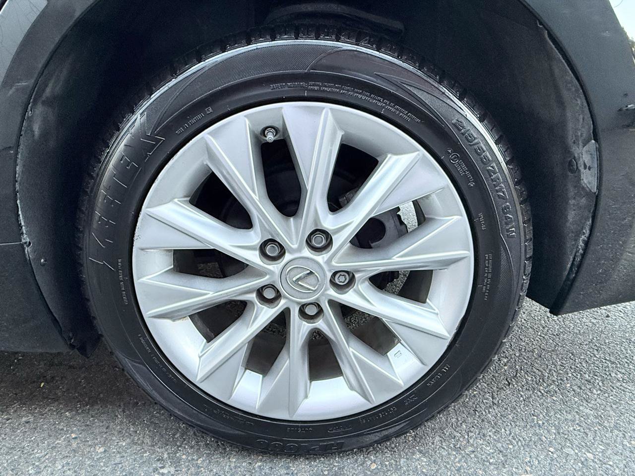 Used 2013 Lexus ES 300h w/ Luxury Pkg FWD image 31