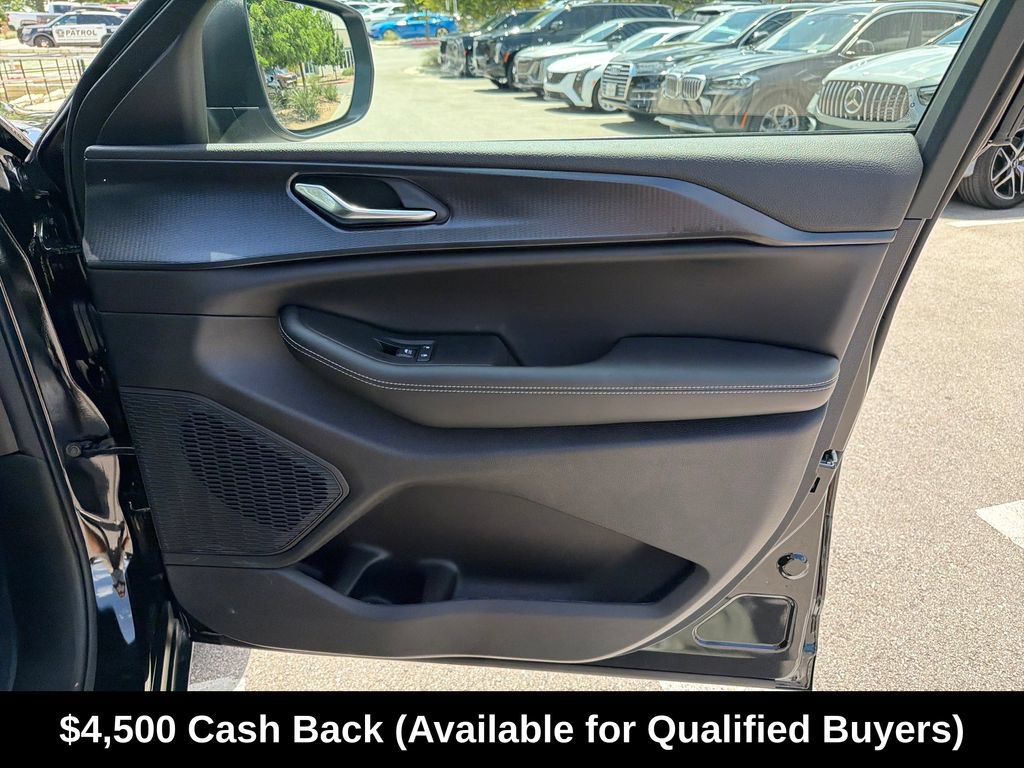 New 2026 Jeep Grand Cherokee Laredo w/ Trailer Tow Package RWD image 38