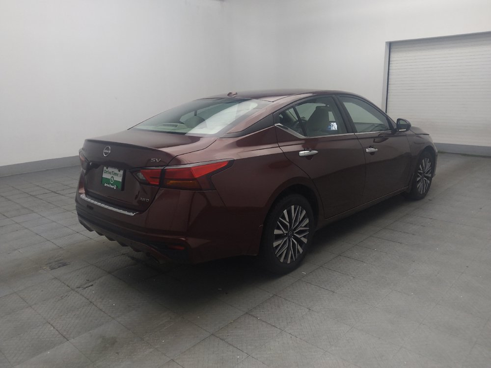 Used 2023 Nissan Altima 2.5 SV w/ SV Premium Package AWD/4WD image 9