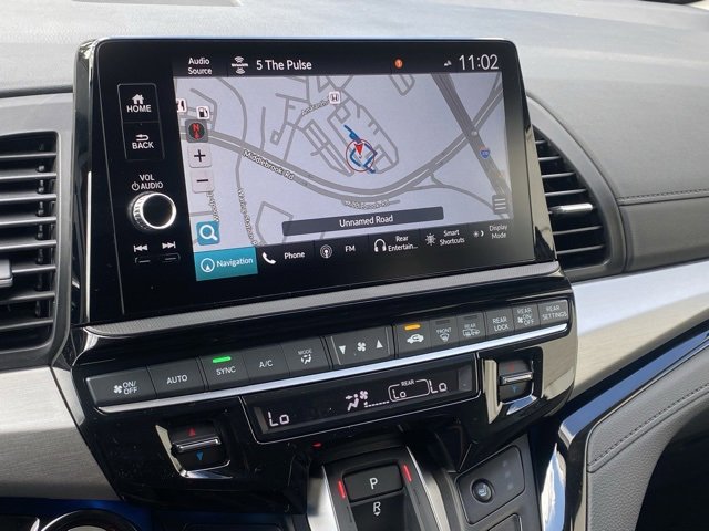 New 2026 Honda Odyssey Touring image 3
