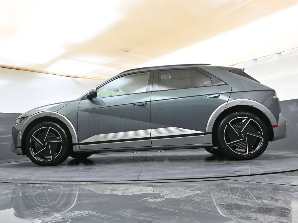 Used 2025 Hyundai Ioniq 5 Limited image 31