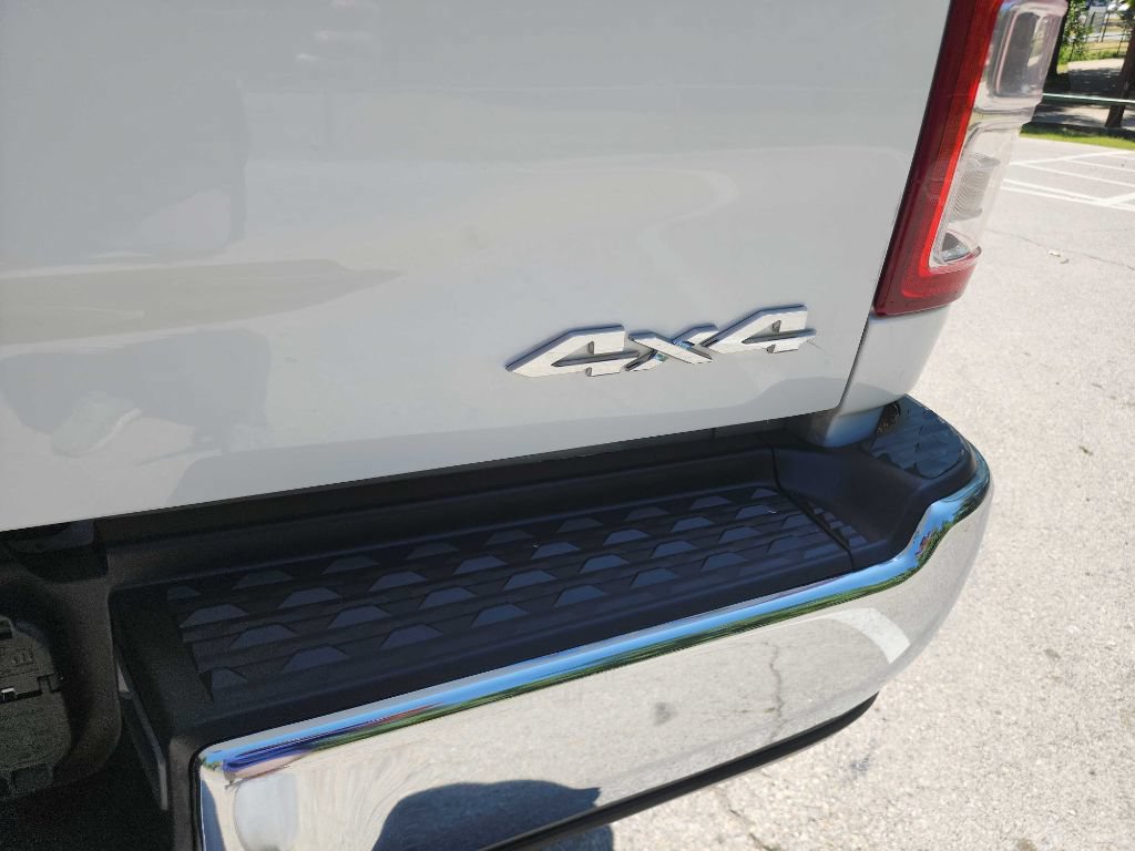 Used 2021 RAM 3500 Tradesman w/ Chrome Appearance Group AWD/4WD image 10