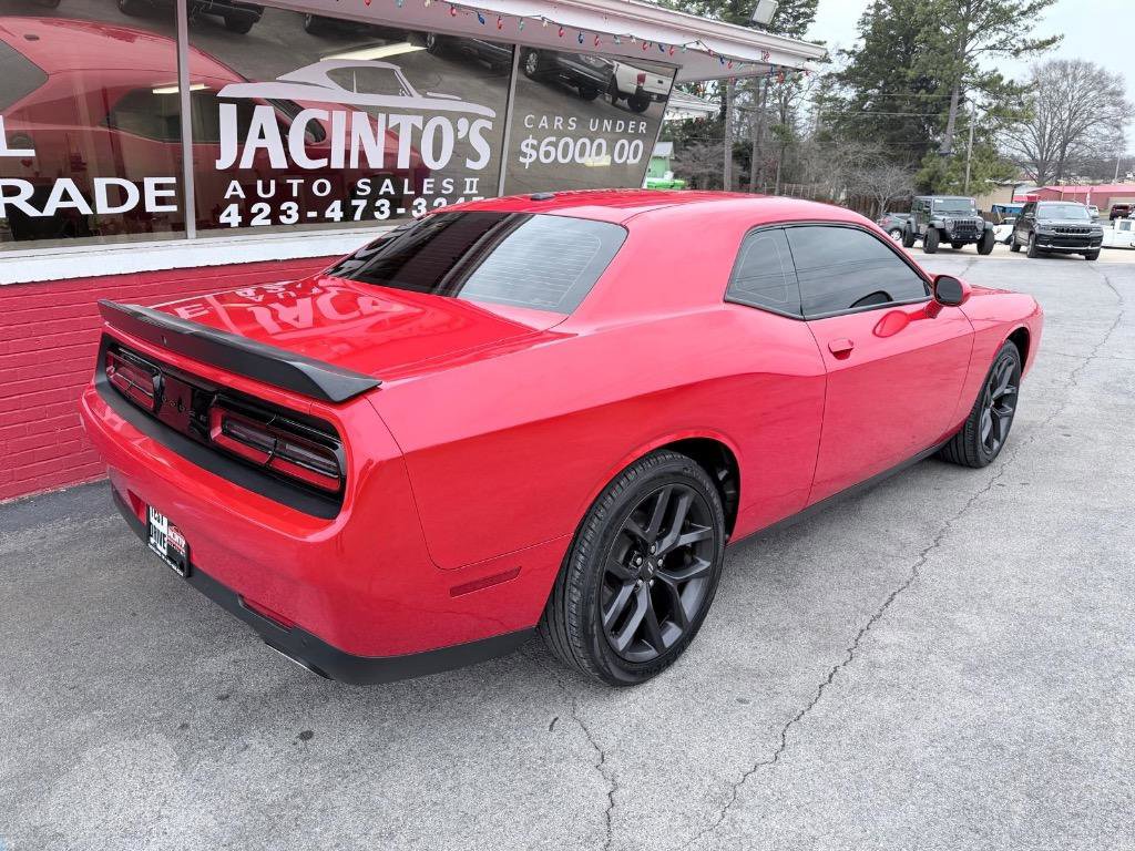 Used 2021 Dodge Challenger SXT w/ Driver Convenience Group image 6