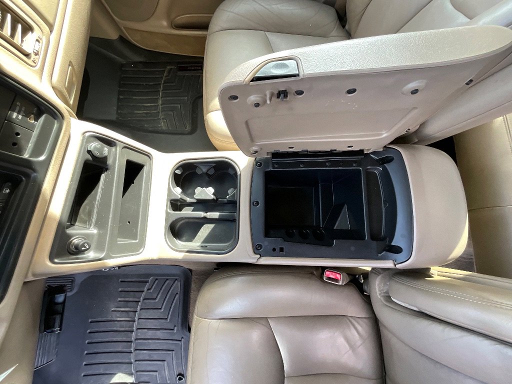 Used 2005 GMC Sierra 2500 SLT w/ Heavy-Duty Power Package image 19