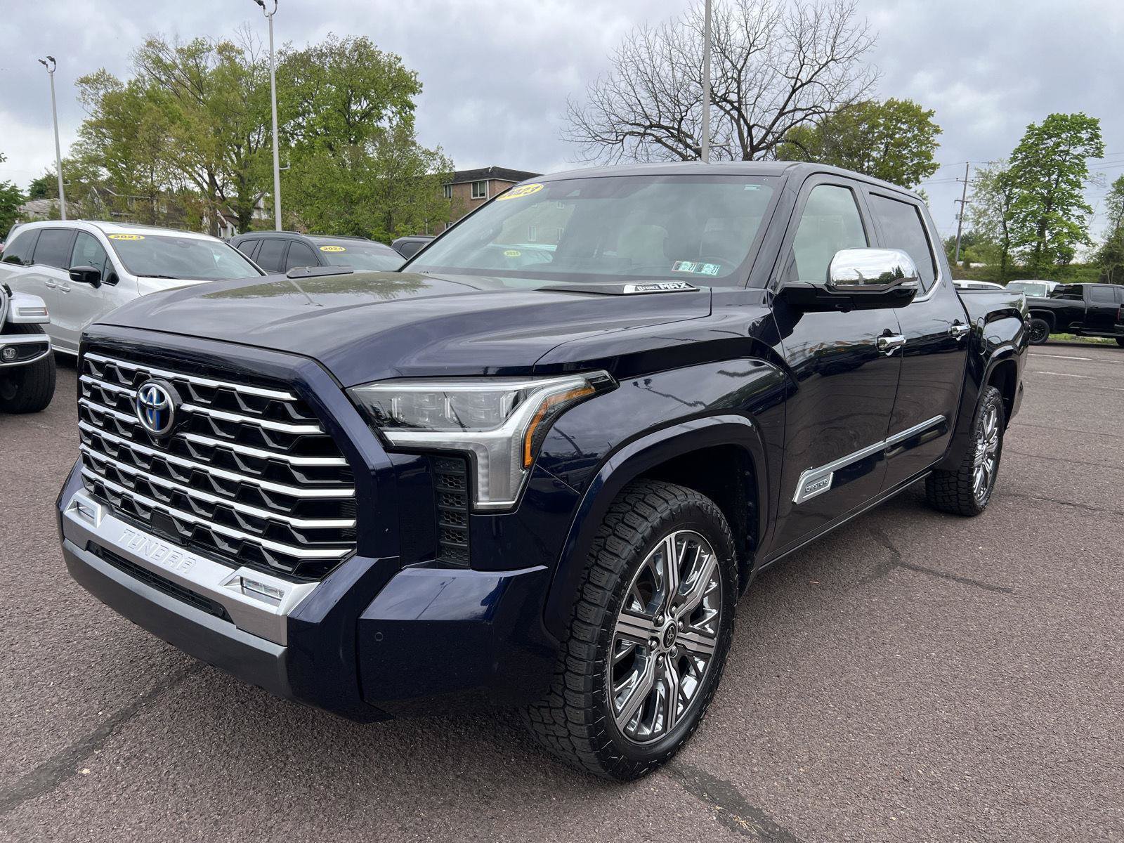 Used 2023 Toyota Tundra Capstone AWD/4WD image 3