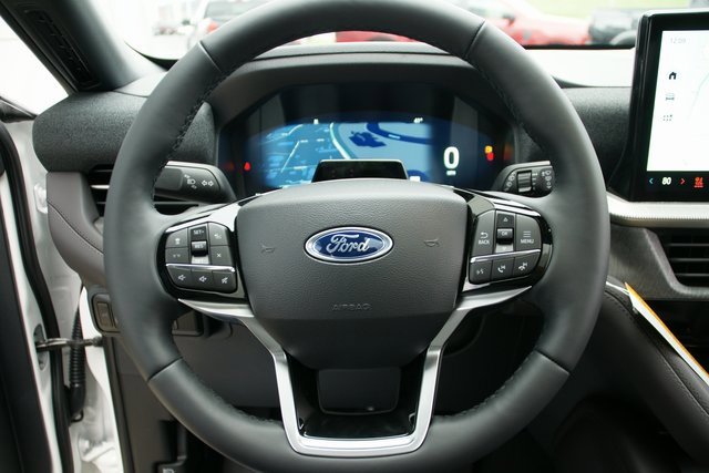 New 2026 Ford Explorer Platinum w/ LUX Leather Package image 23