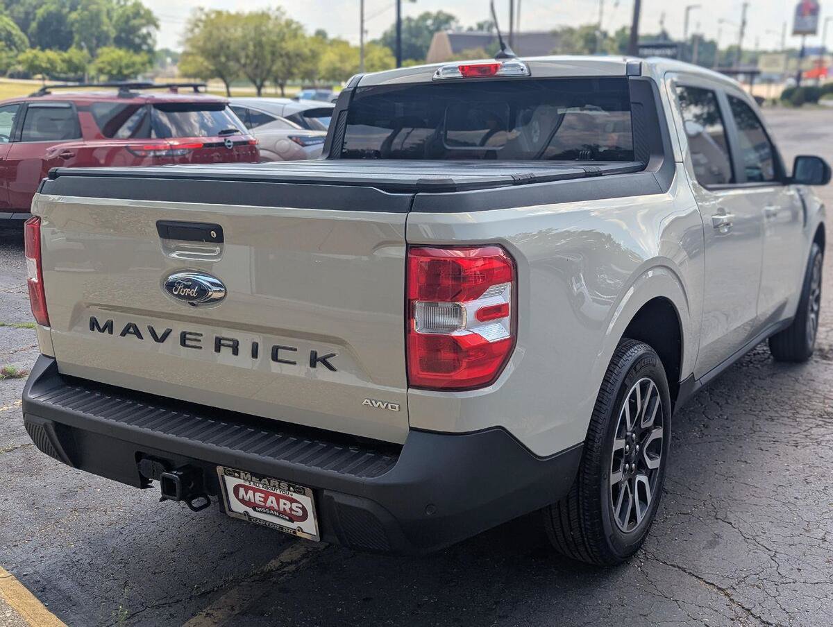 Used 2024 Ford Maverick Lariat w/ 4K Tow Package AWD/4WD image 7