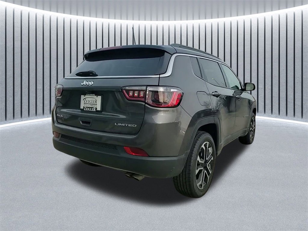 Used 2022 Jeep Compass Limited image 3