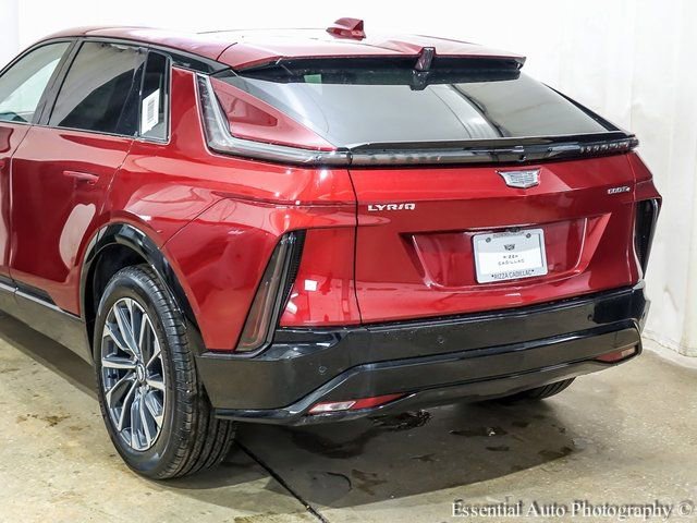 New 2025 Cadillac Lyriq Sport w/ LPO, Floor Liner Package image 6