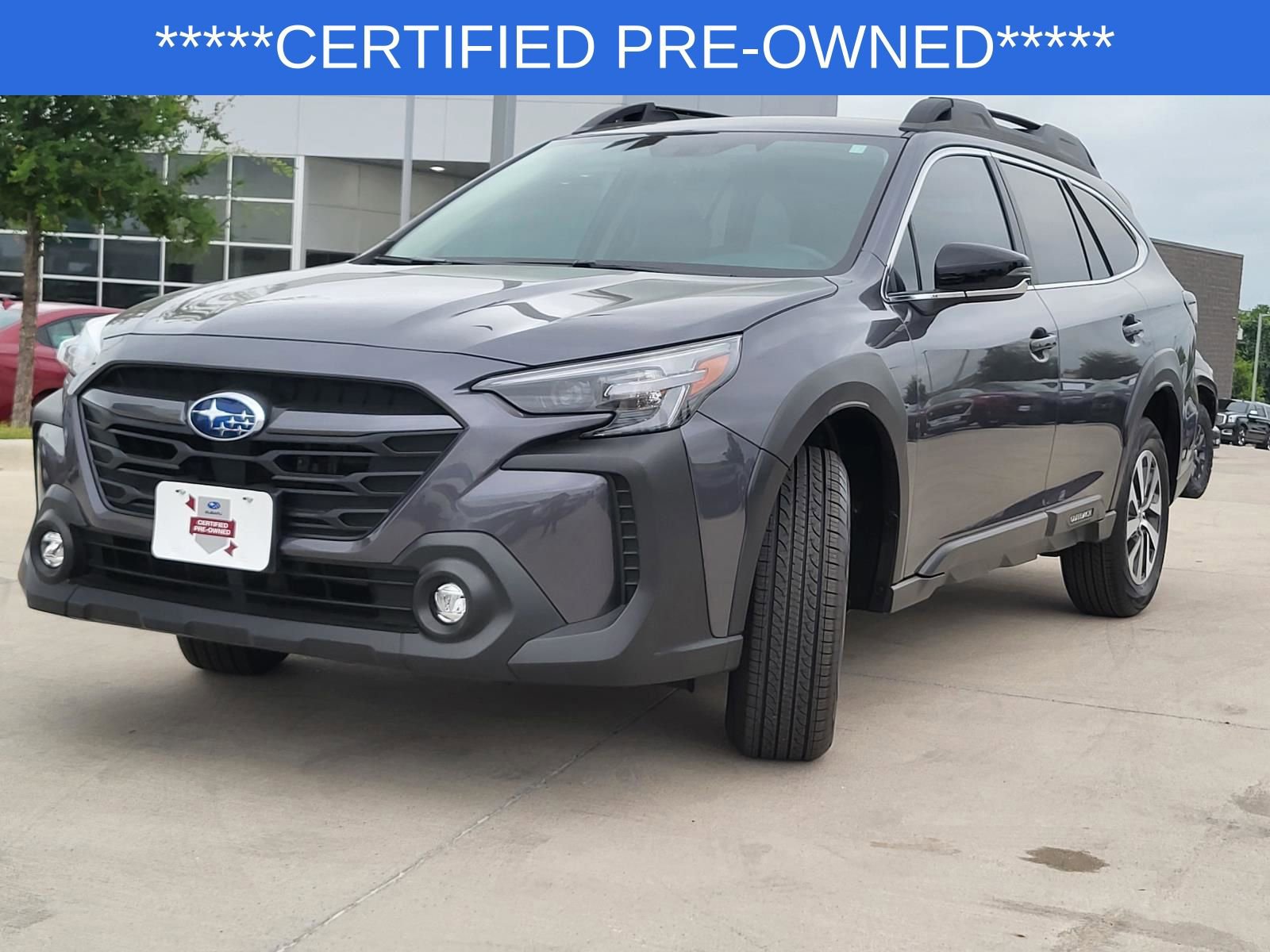 Certified 2025 Subaru Outback Premium AWD/4WD image 2