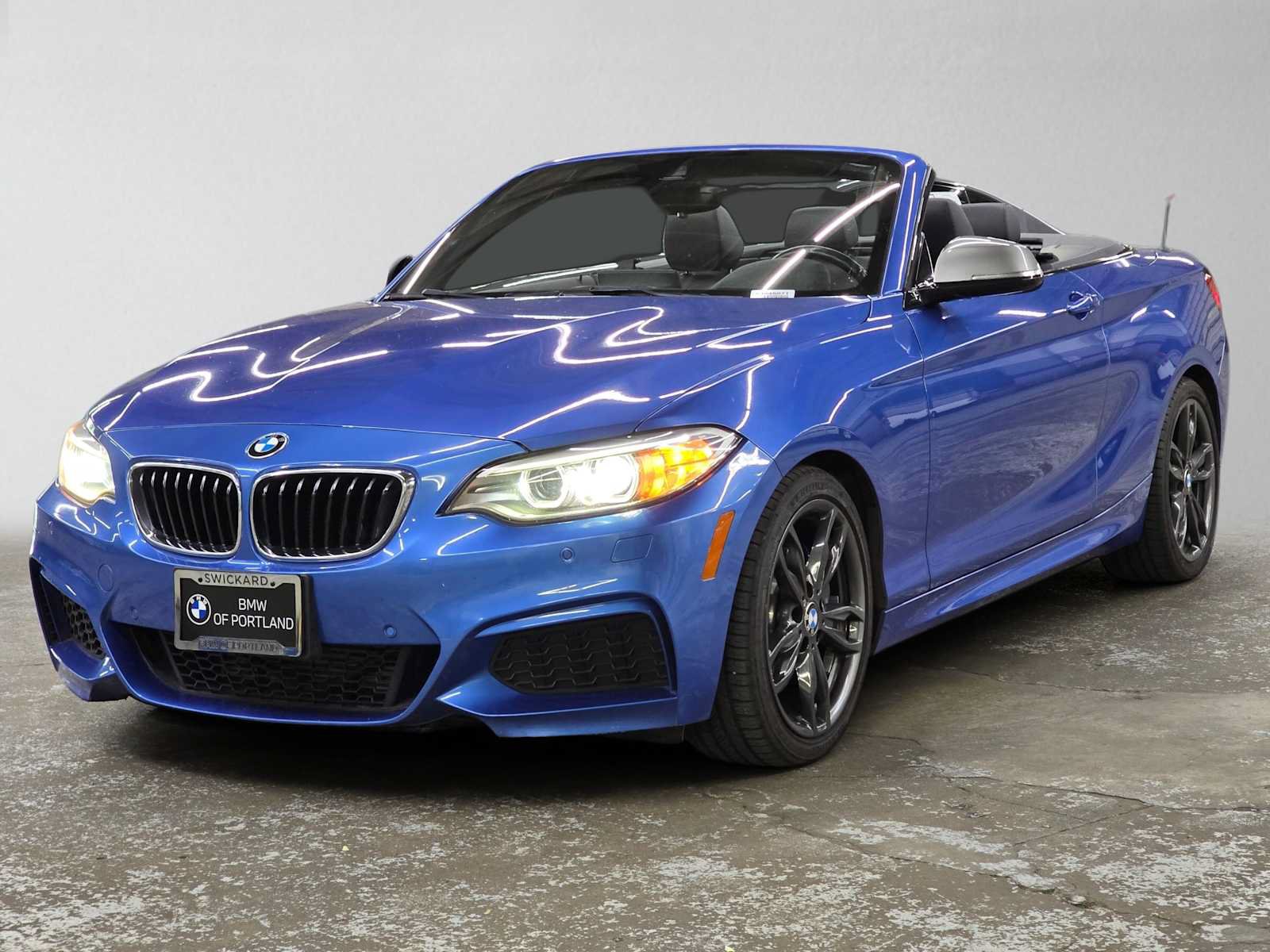 Used 2016 BMW M235i Convertible RWD image 7