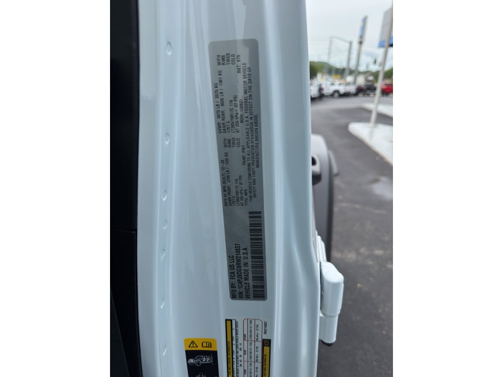 Used 2024 Jeep Wrangler Unlimited Sport AWD/4WD image 6