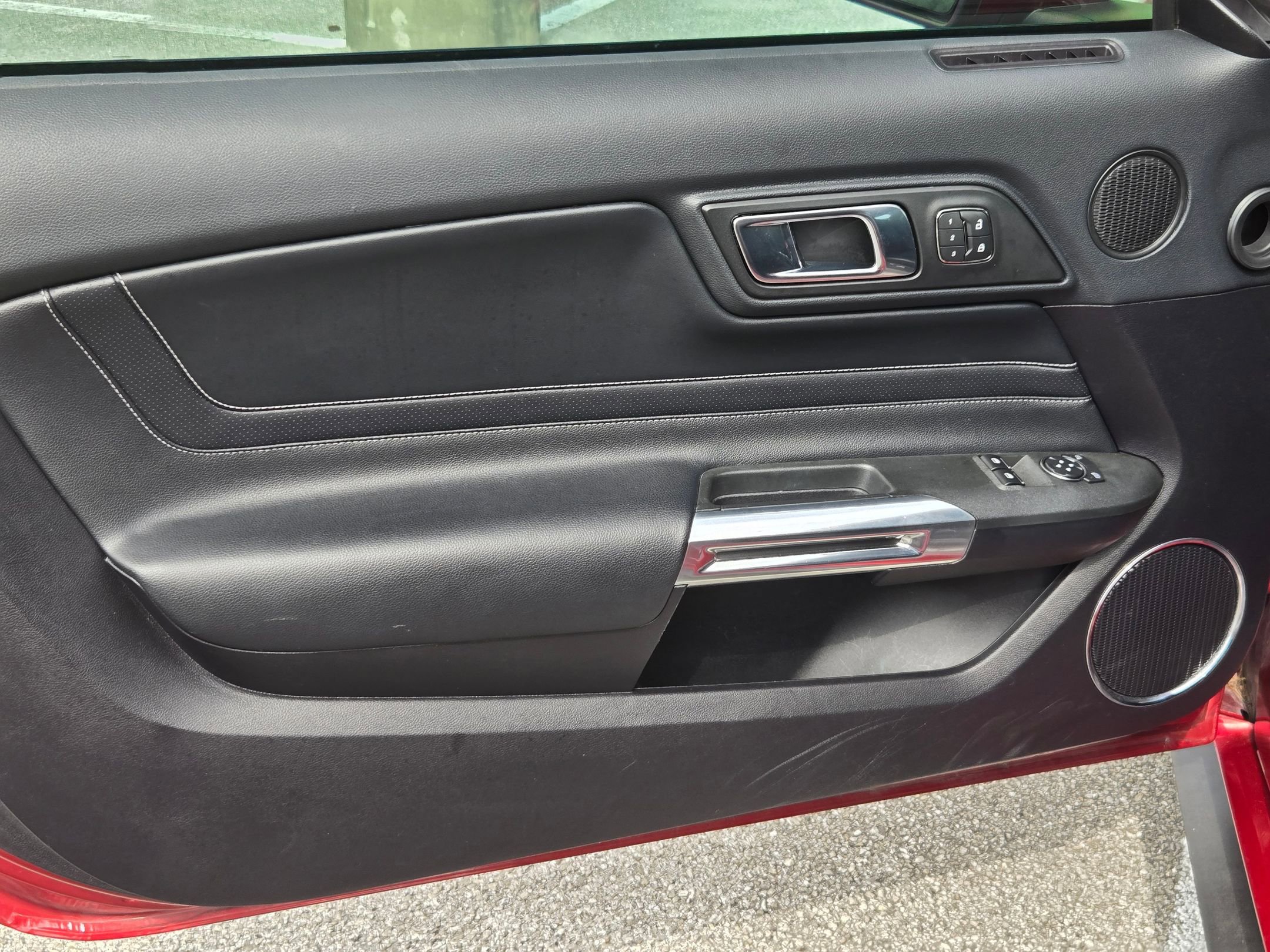 Used 2019 Ford Mustang GT Premium w/ GT Performance Package RWD image 11