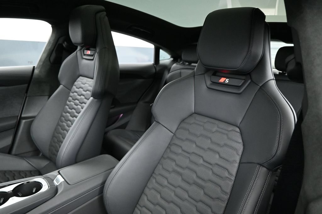 New 2026 Audi S e-tron GT Prestige AWD/4WD image 9