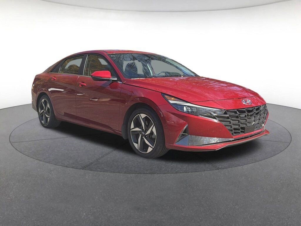 Used 2023 Hyundai Elantra Limited image 6