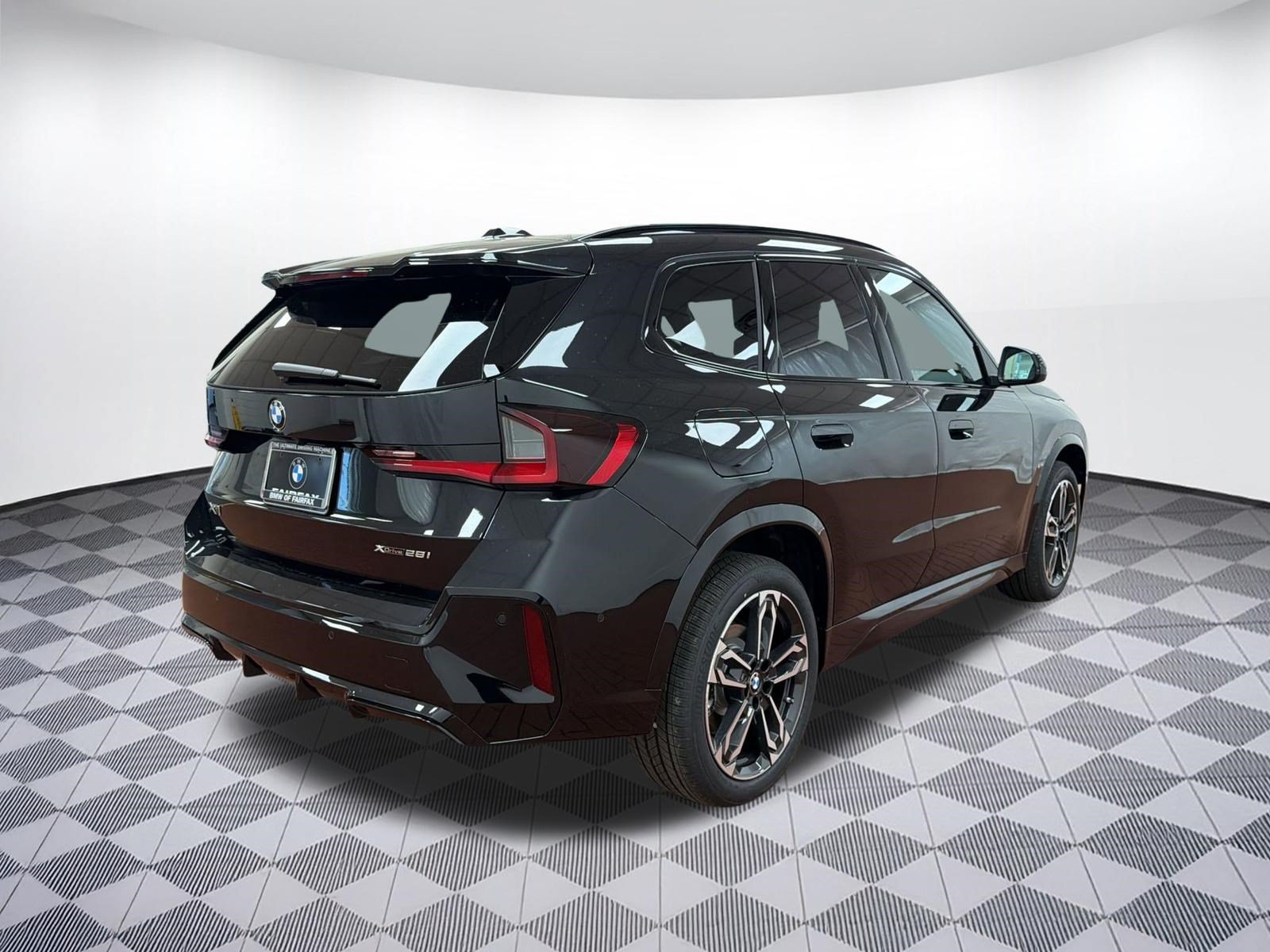 New 2026 BMW X1 xDrive28i w/ Technology Package AWD/4WD image 9