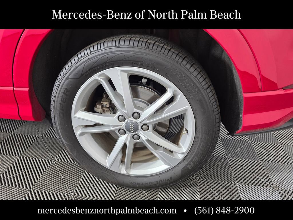 Used 2020 Audi Q3 2.0T Premium Plus w/ Premium Plus Package image 18