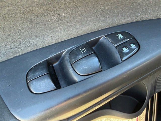 Used 2017 Nissan Sentra NISMO w/ NISMO Premium Package image 38