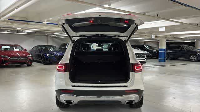 Used 2022 Mercedes-Benz GLB 250 4MATIC image 7