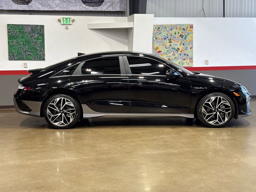 Used 2024 Hyundai Ioniq 6 SEL AWD/4WD image 4