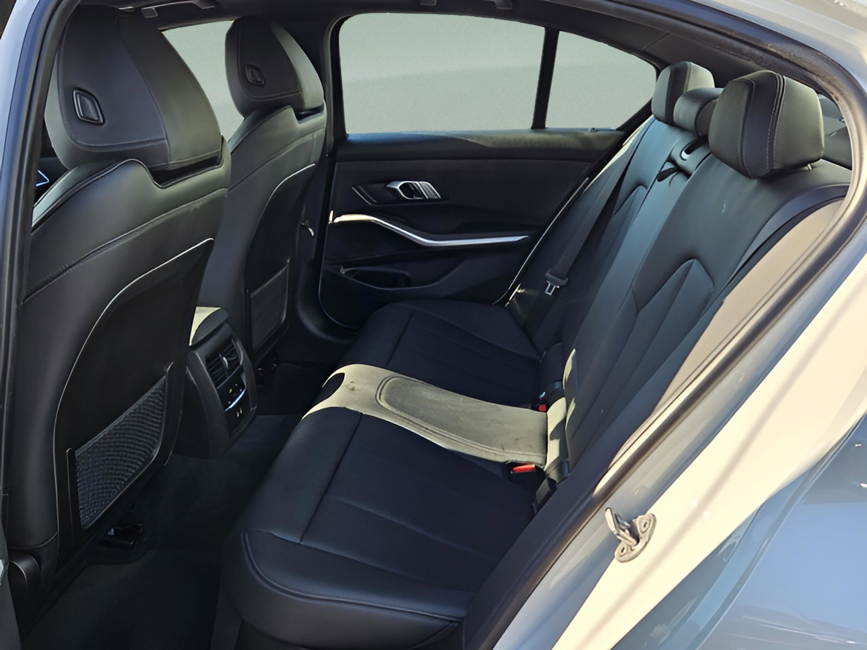 Certified 2023 BMW 330i 330i w/ Driving Assistance Package image 10