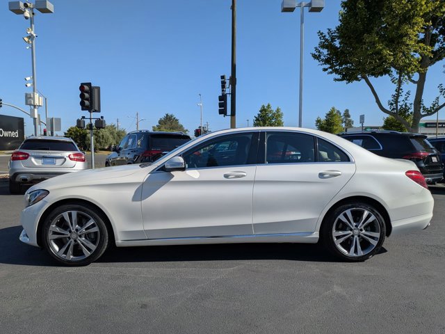 Used 2015 Mercedes-Benz C 300 4MATIC Sedan image 9