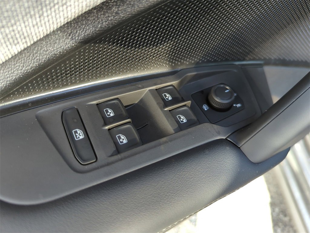 New 2026 Volkswagen Tiguan S image 23