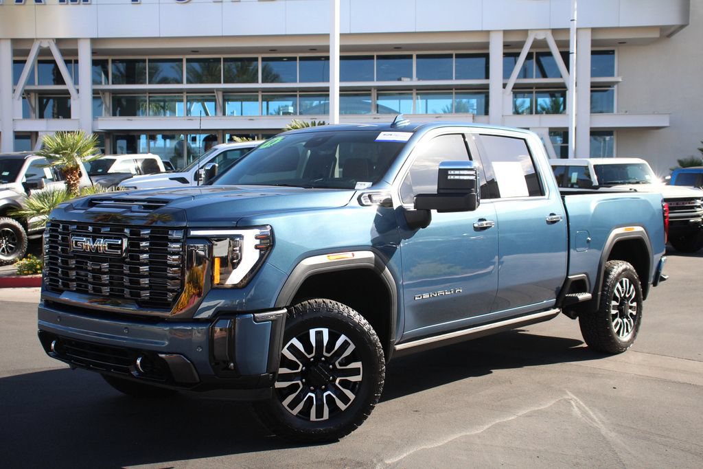Used 2024 GMC Sierra 2500 Denali Ultimate w/ Max Trailering Package AWD/4WD image 1