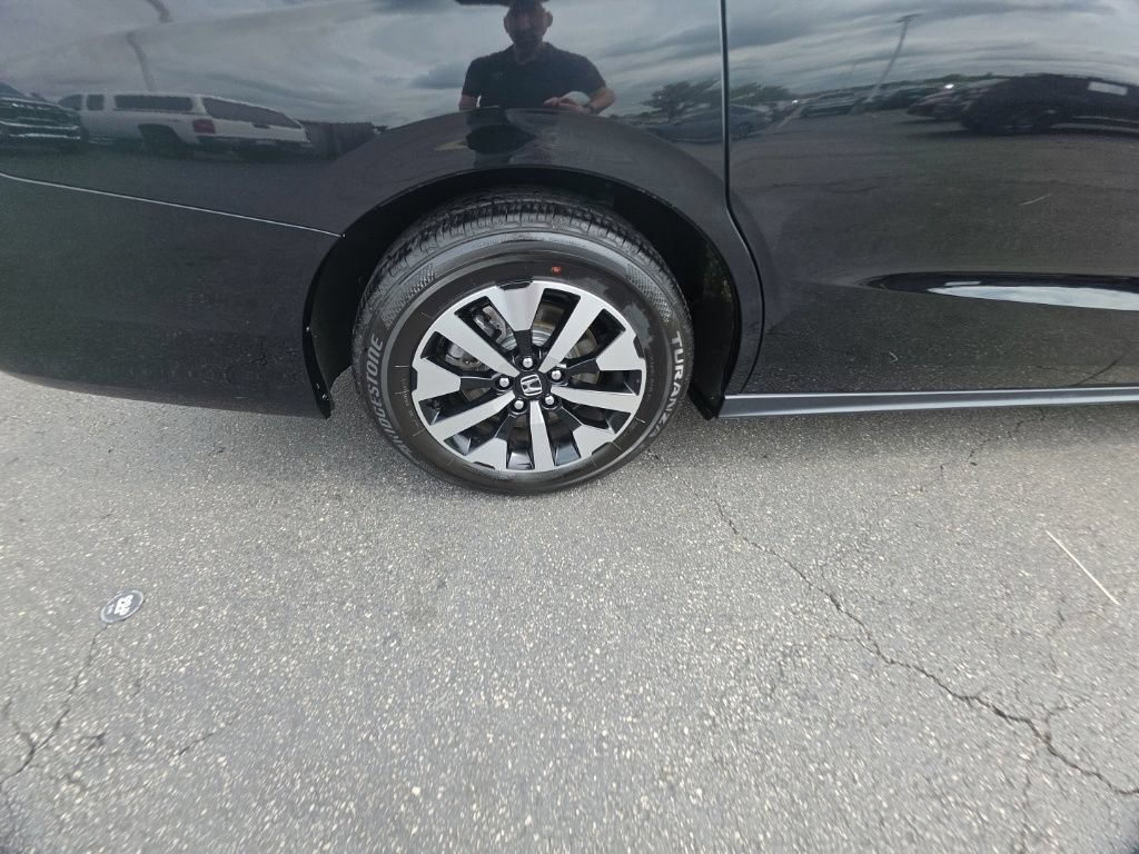 Used 2026 Honda Odyssey EX-L image 9