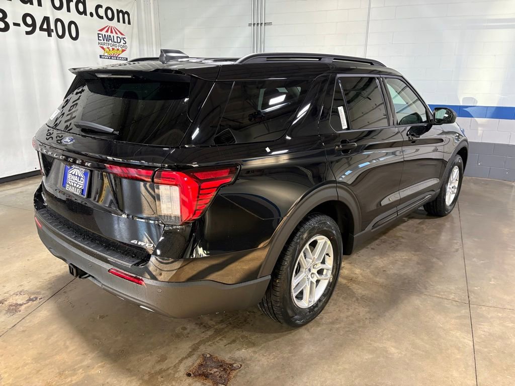 New 2026 Ford Explorer Active image 10