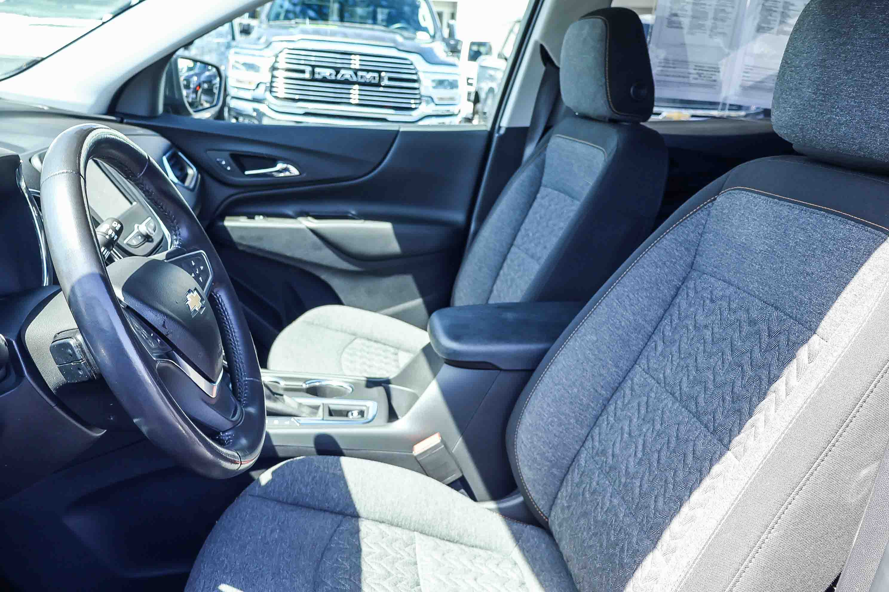 Used 2022 Chevrolet Equinox LT FWD image 13