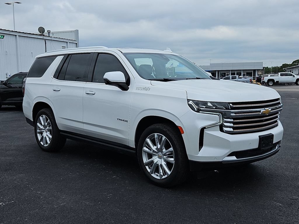 Certified 2021 Chevrolet Tahoe High Country w/ Premium Package AWD/4WD image 19