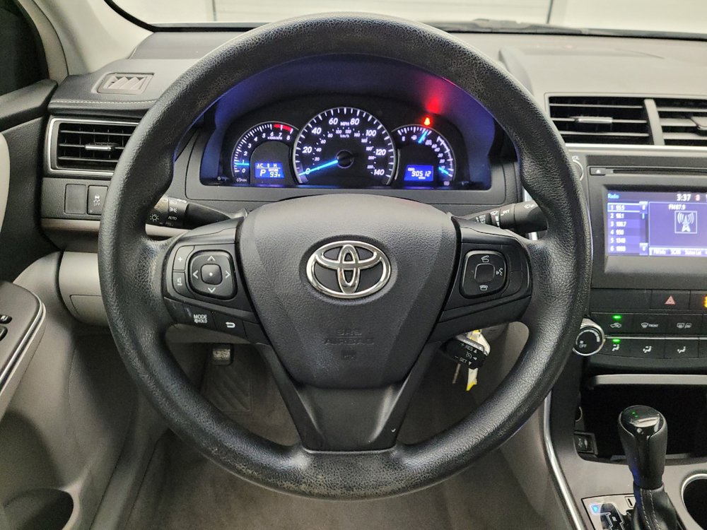 Used 2015 Toyota Camry LE FWD image 22