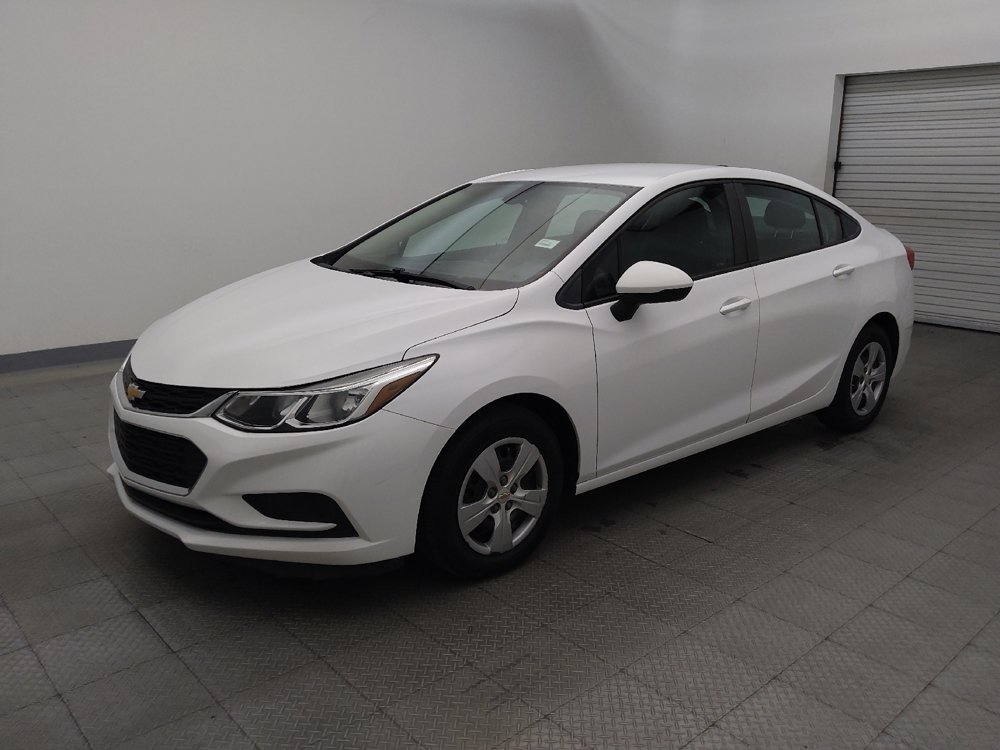 Used 2018 Chevrolet Cruze LS w/ LS Fleet Convenience Package FWD image 2