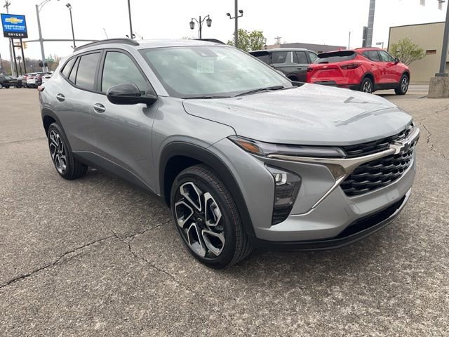 New 2026 Chevrolet Trax RS image 7