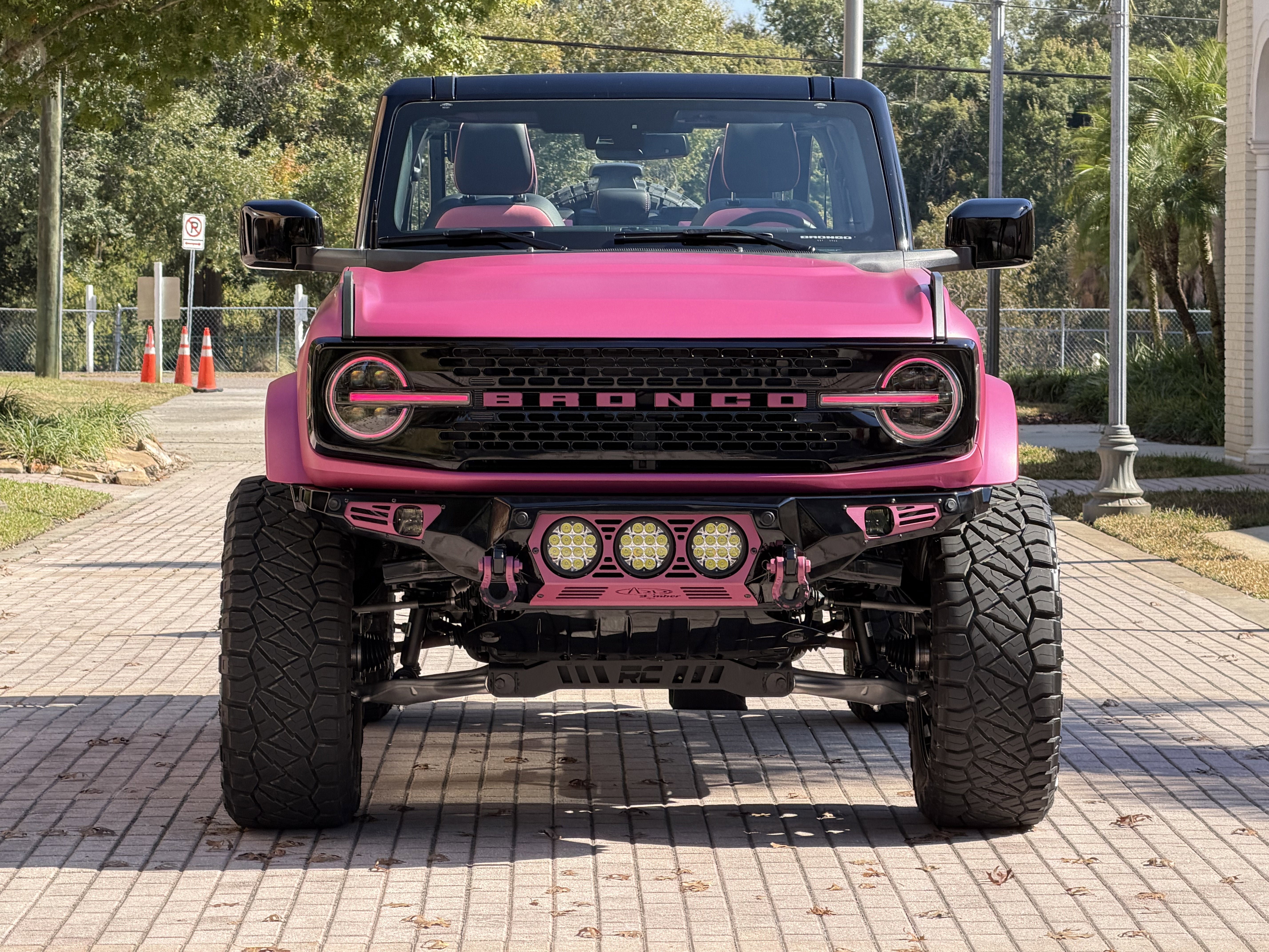 Used 2025 Ford Bronco Outer Banks AWD/4WD image 7