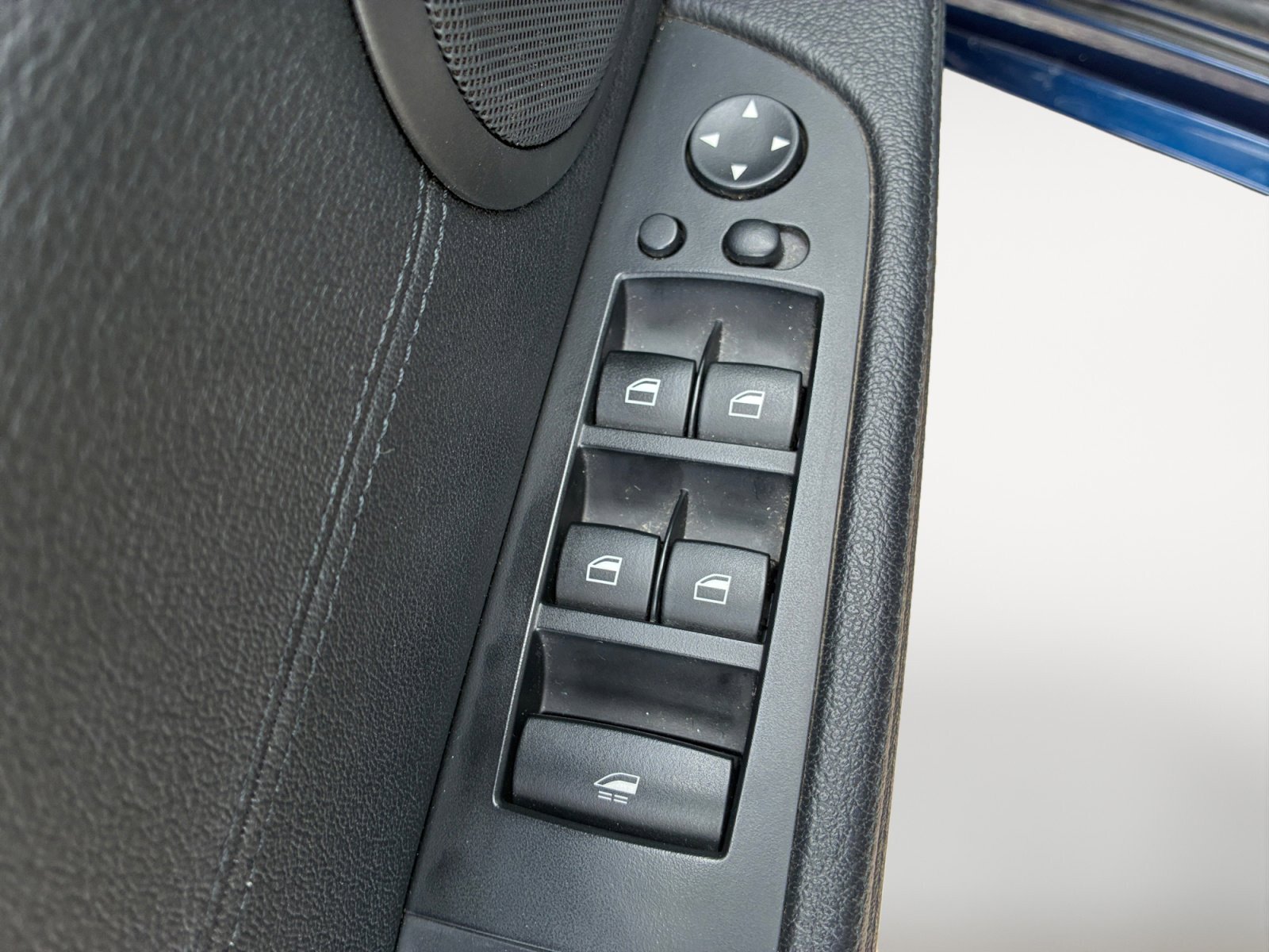 Used 2012 BMW Z4 sDrive35i image 24