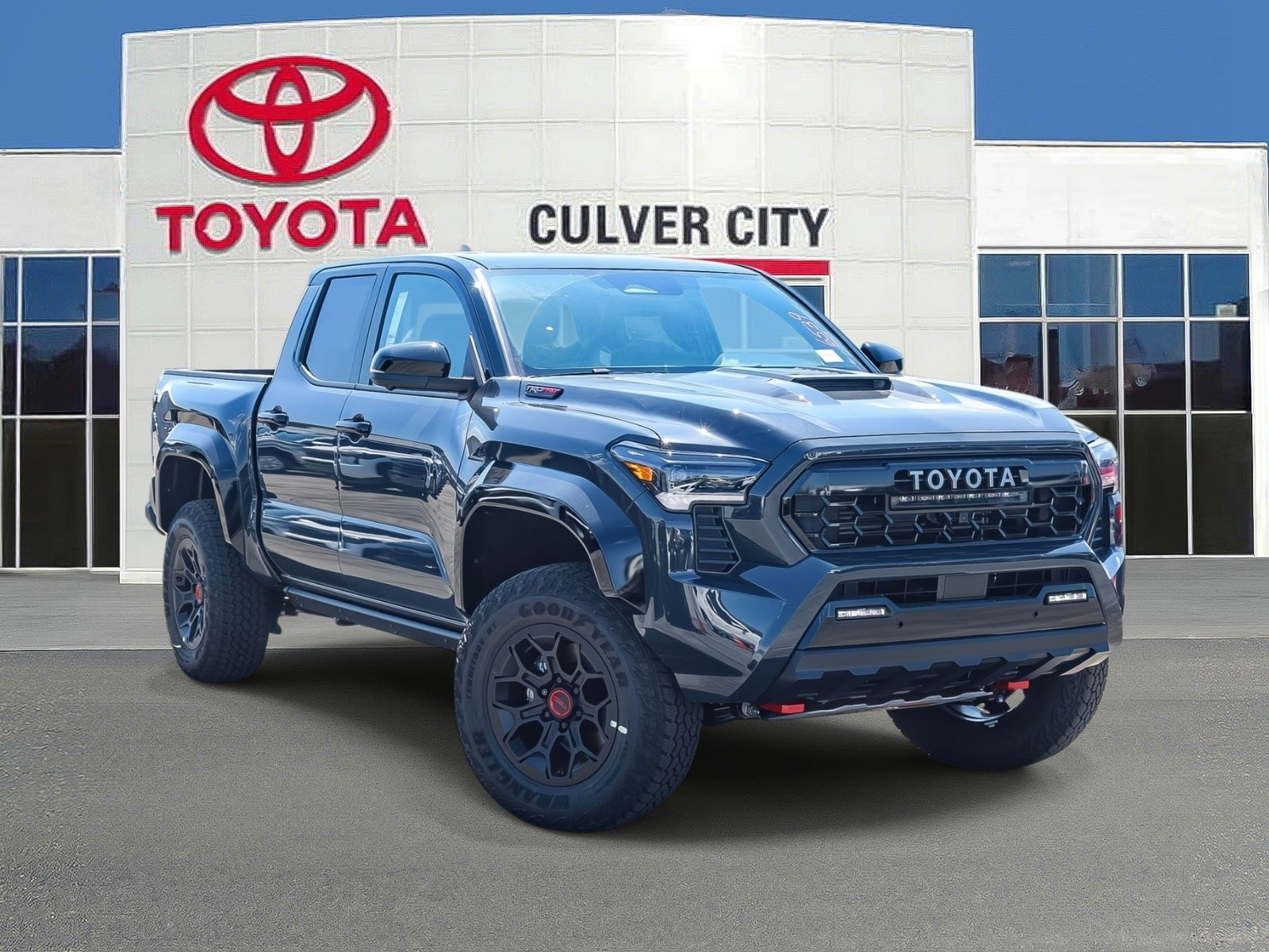 New 2026 Toyota Tacoma TRD Pro AWD/4WD video 1