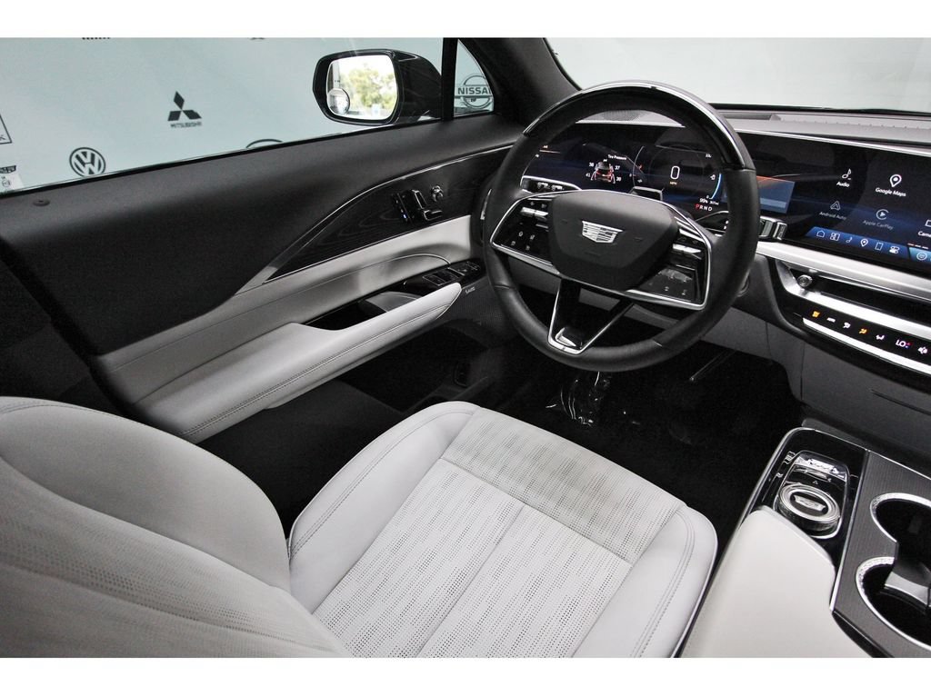 Used 2024 Cadillac Lyriq Sport w/ LPO, Floor Liner Package AWD/4WD image 6