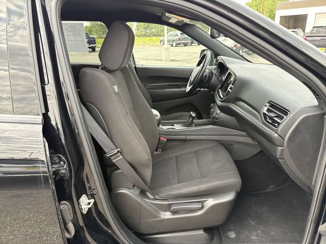 Used 2024 Dodge Durango SXT w/ 3rd Row Seating Group AWD/4WD image 24