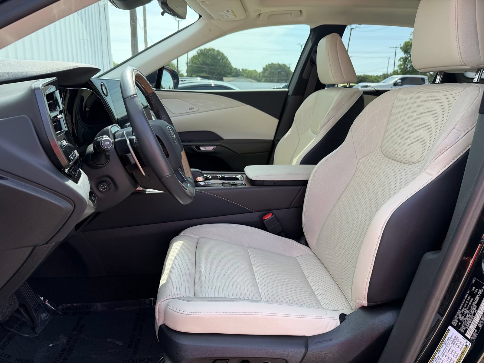 Used 2024 Lexus RX 350 AWD w/ Convenience Package image 20