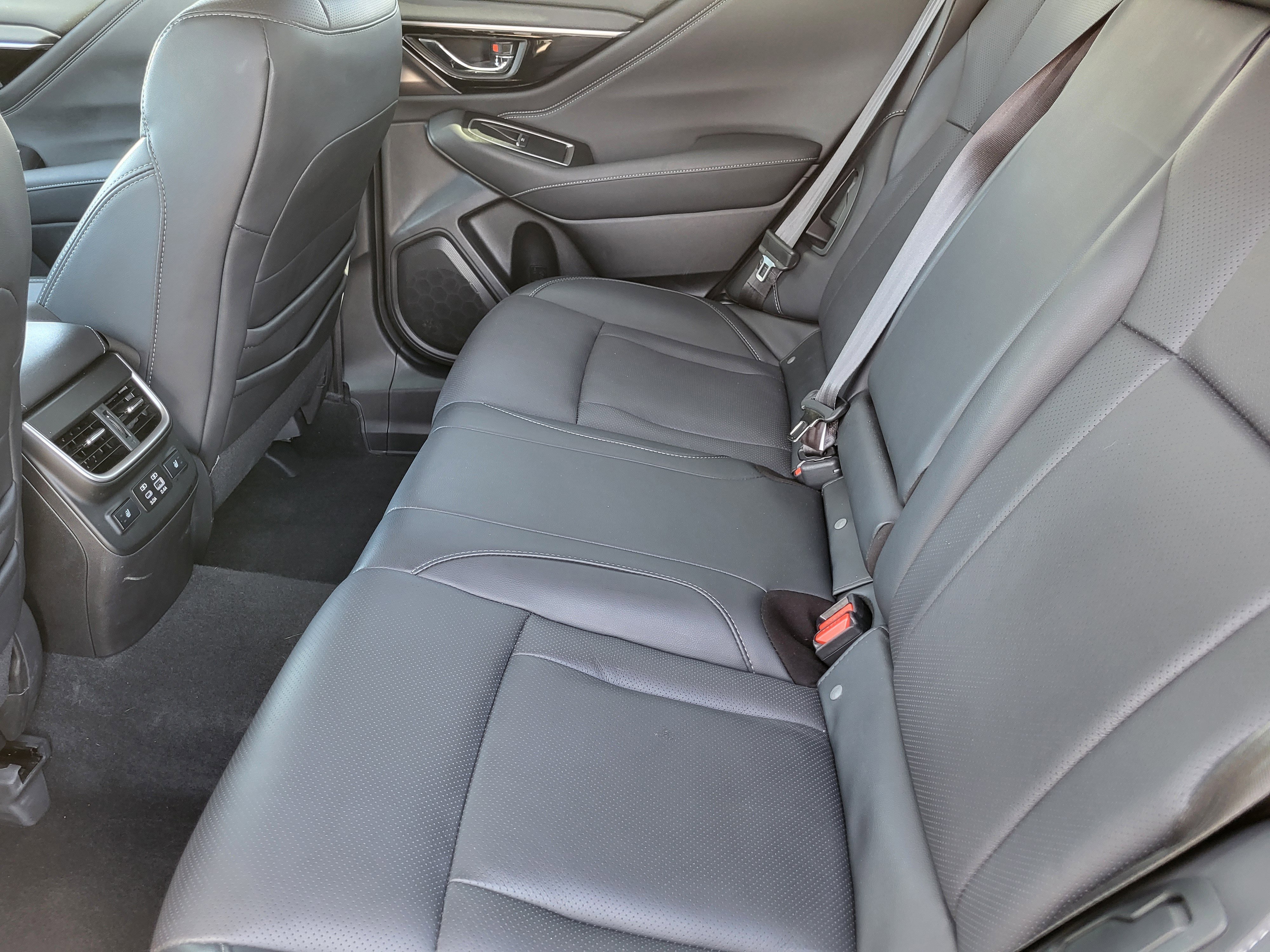 Used 2024 Subaru Outback Limited image 10