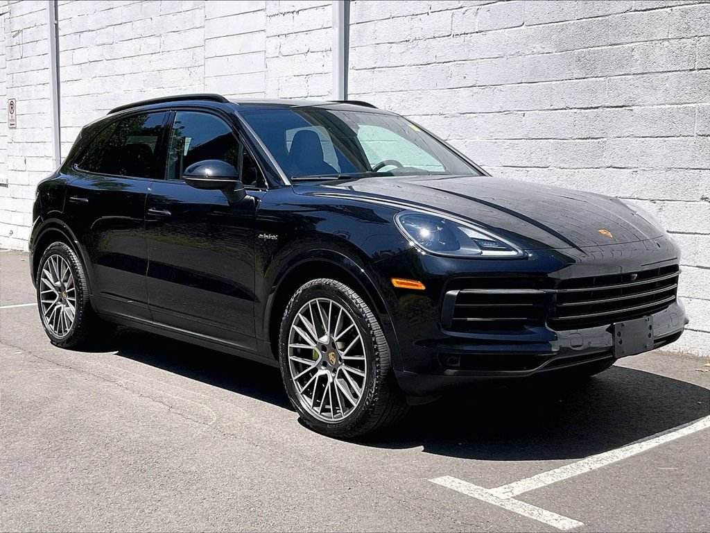 Certified 2023 Porsche Cayenne Platinum Edition AWD/4WD image 7
