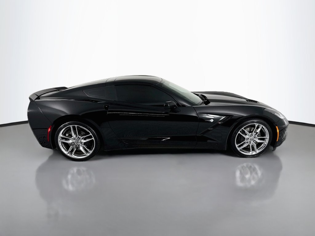 Used 2015 Chevrolet Corvette Stingray Coupe w/ 3LT Preferred Equipment Group RWD image 8