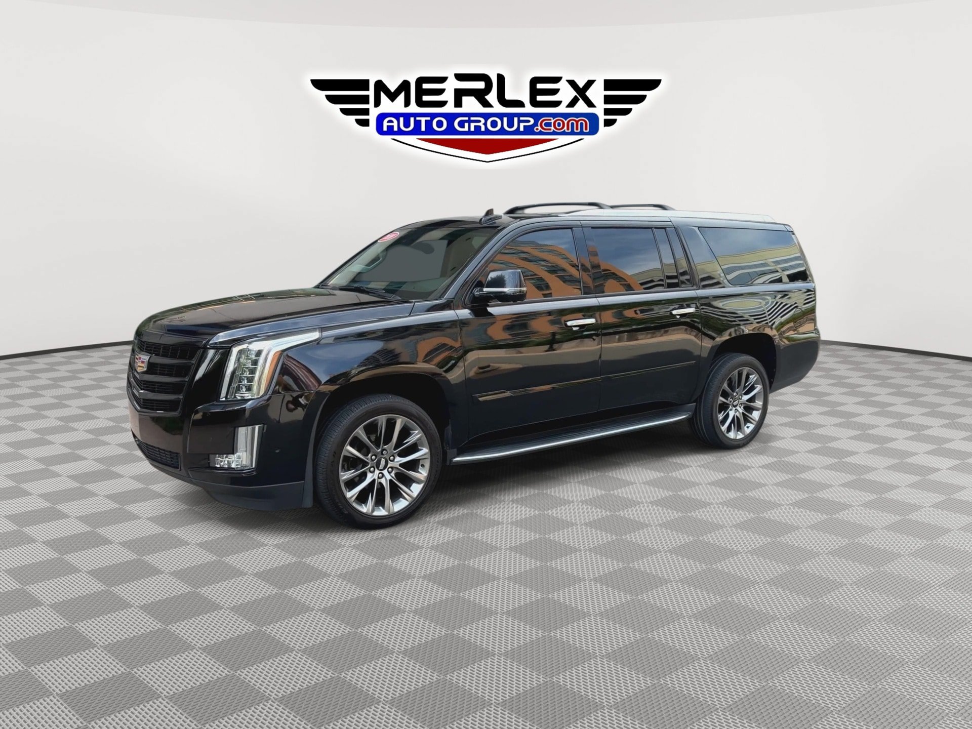 Used 2020 Cadillac Escalade ESV Luxury w/ Escalade Sport Edition AWD/4WD image 4