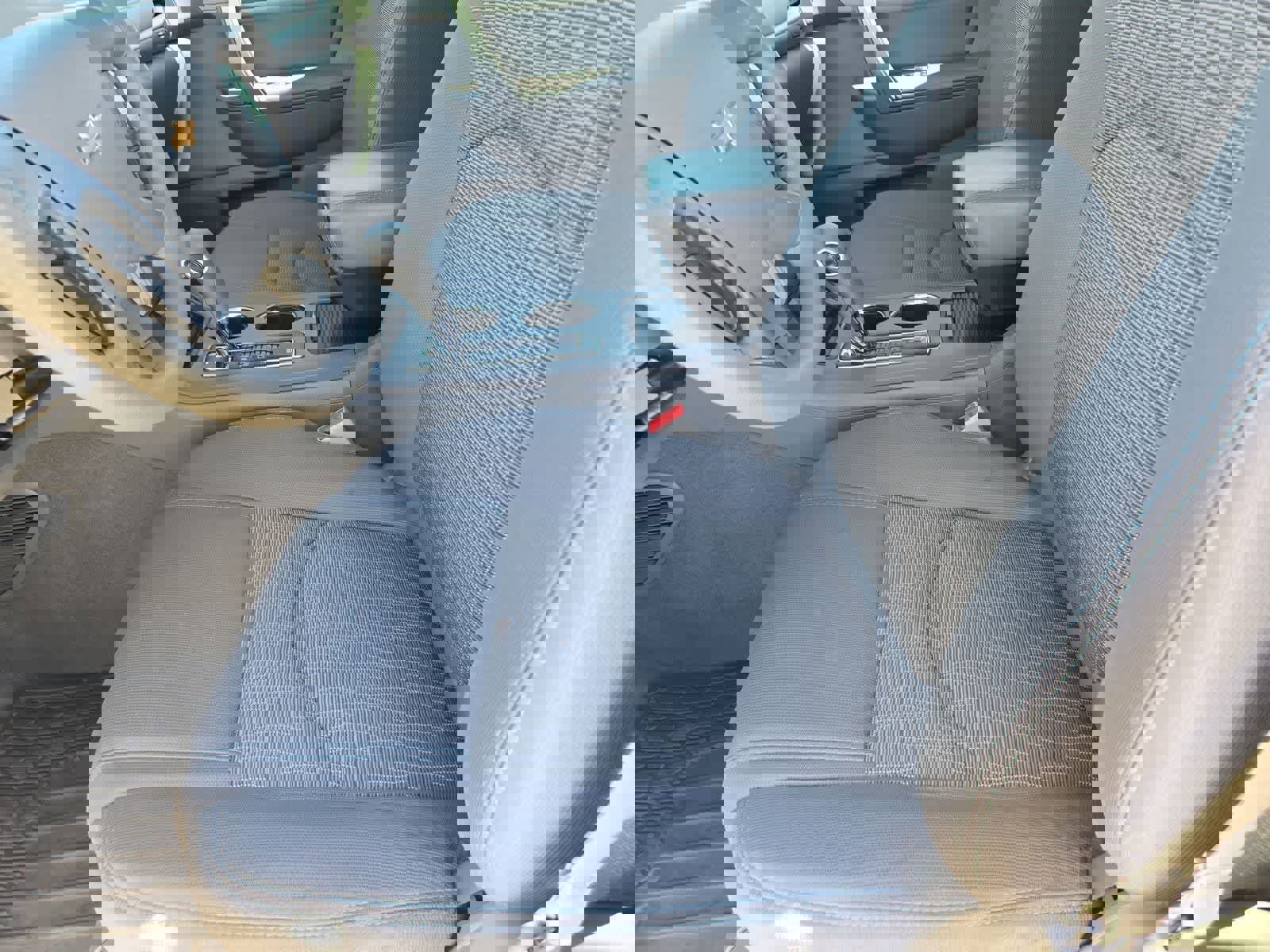 Used 2015 Chevrolet Traverse LS FWD image 14