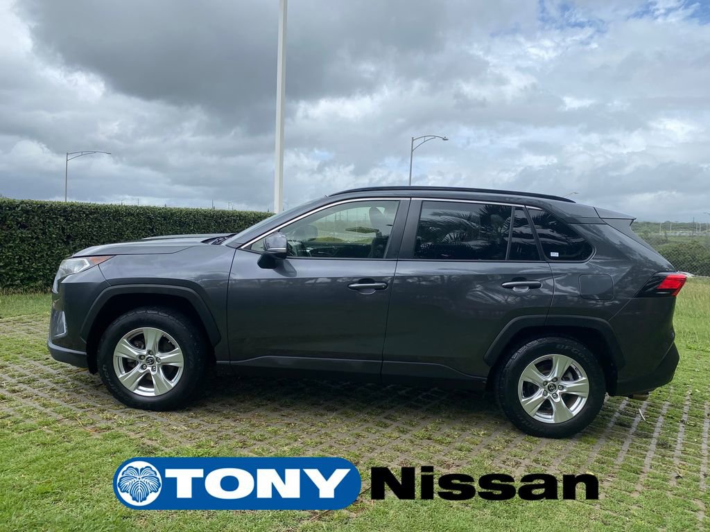 Used 2019 Toyota RAV4 XLE FWD image 4